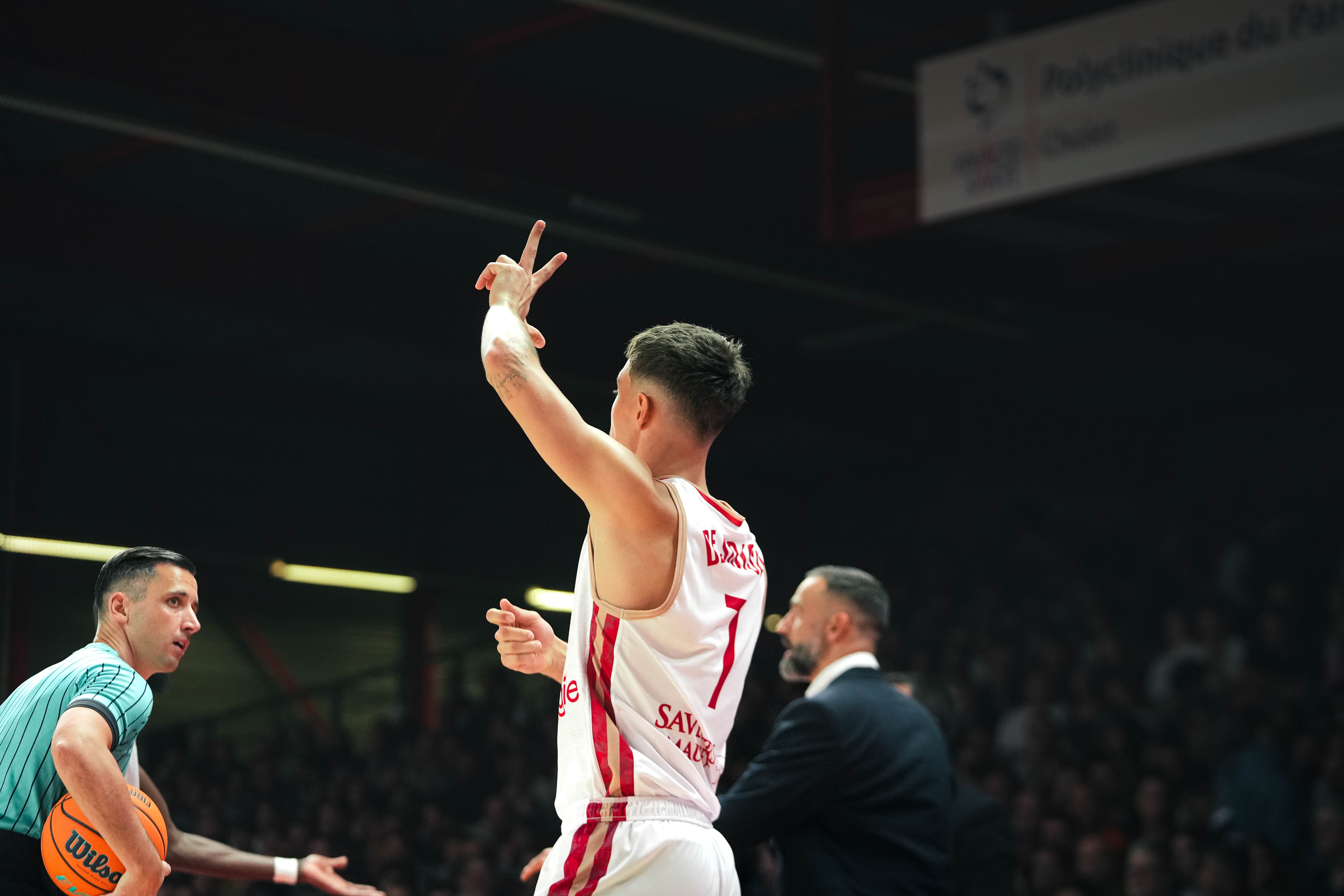 Nathan De Sousa ©revioo.mov