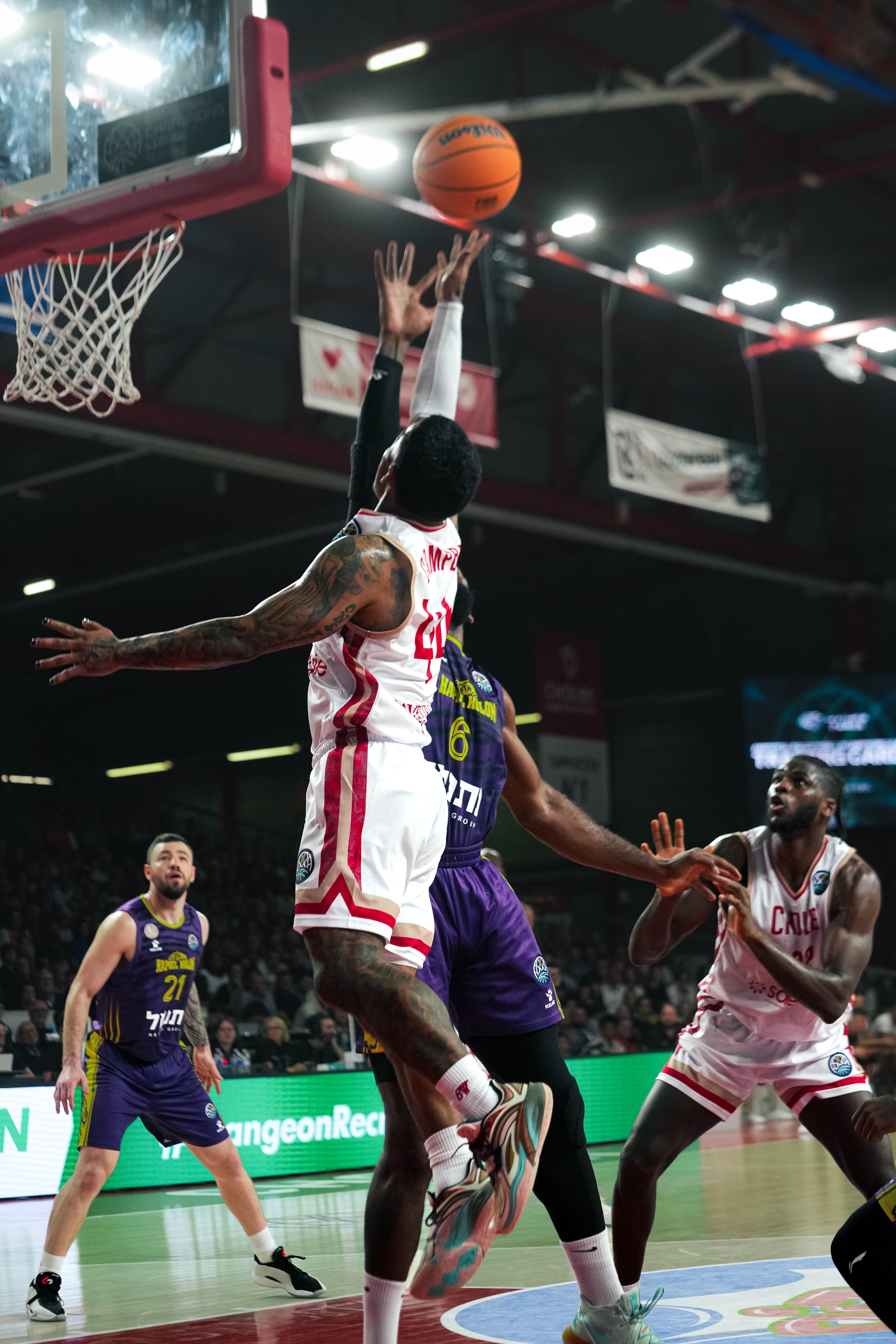 T.J. Campbell ©revioo.mov