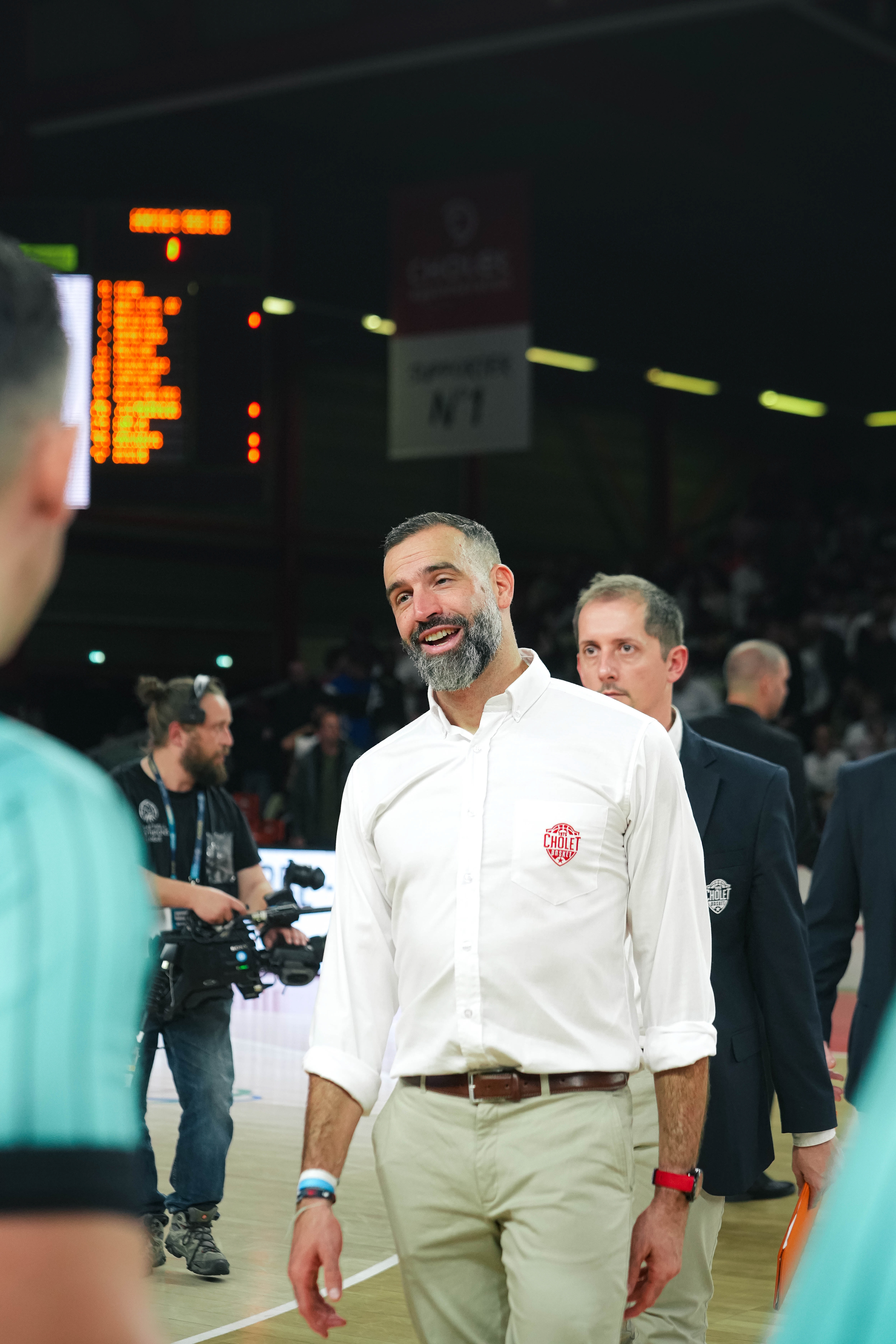 cb vs holon 65