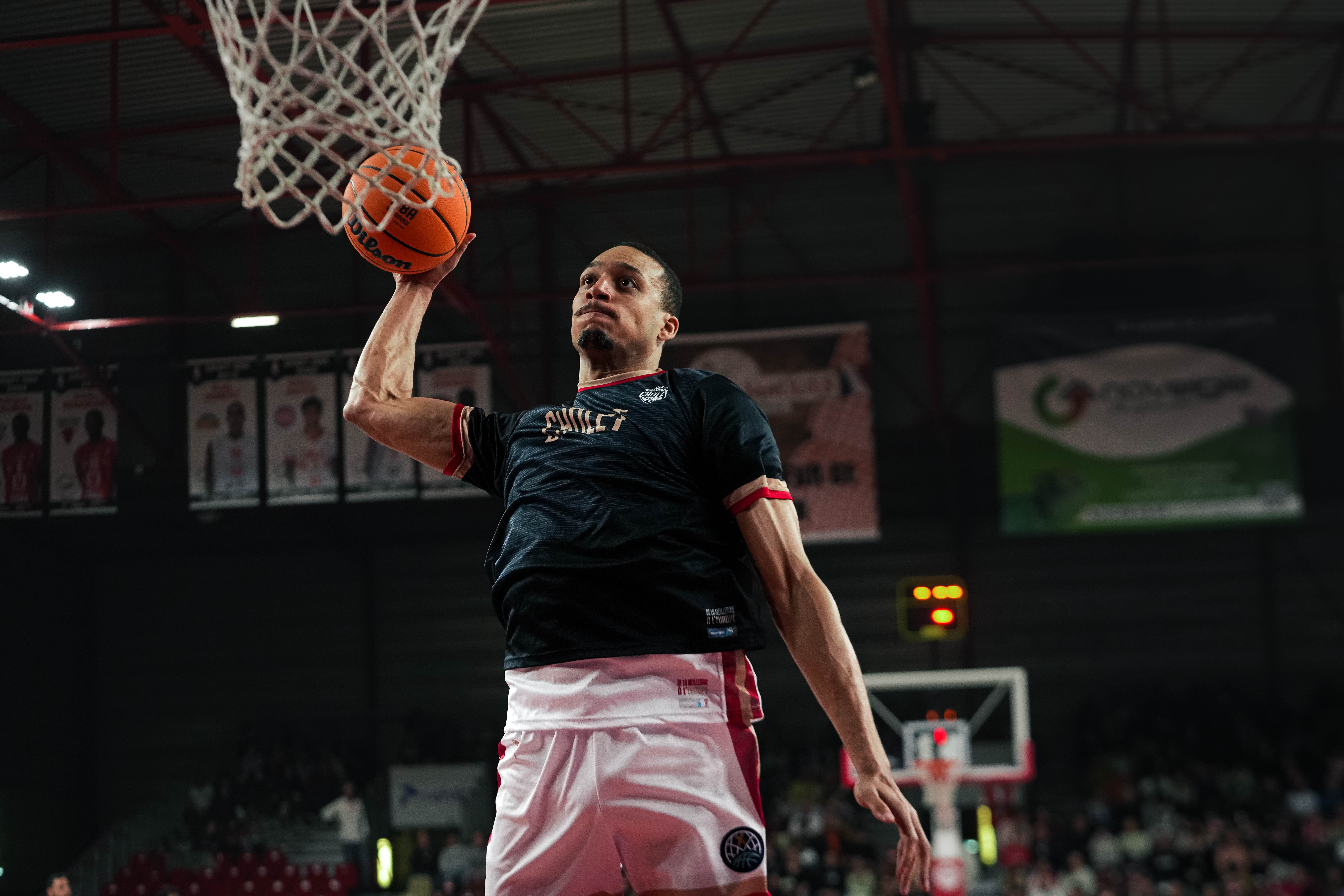 Jamuni McNeace ©revioo.mov