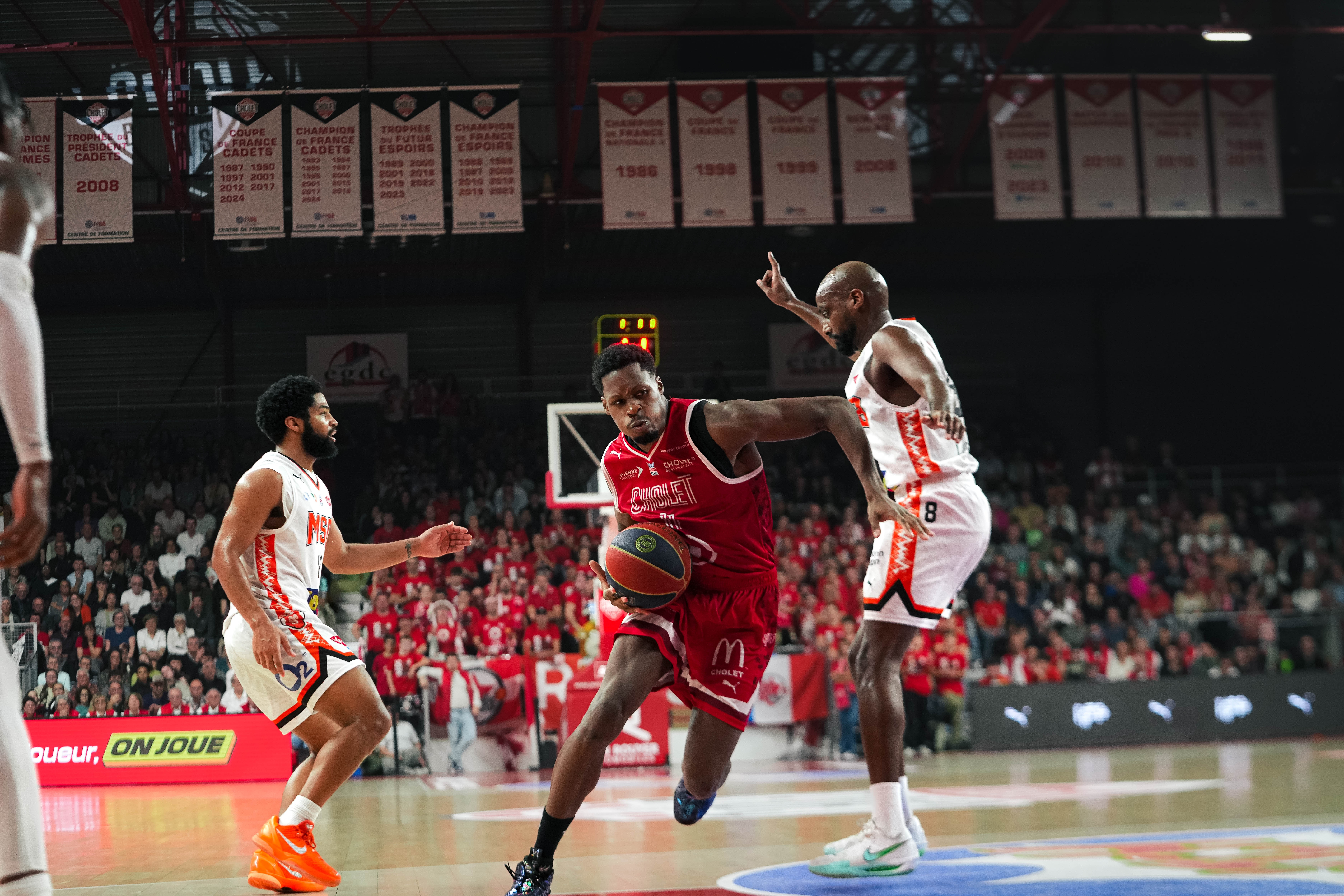 Gérald Ayayi ©revioo.mov