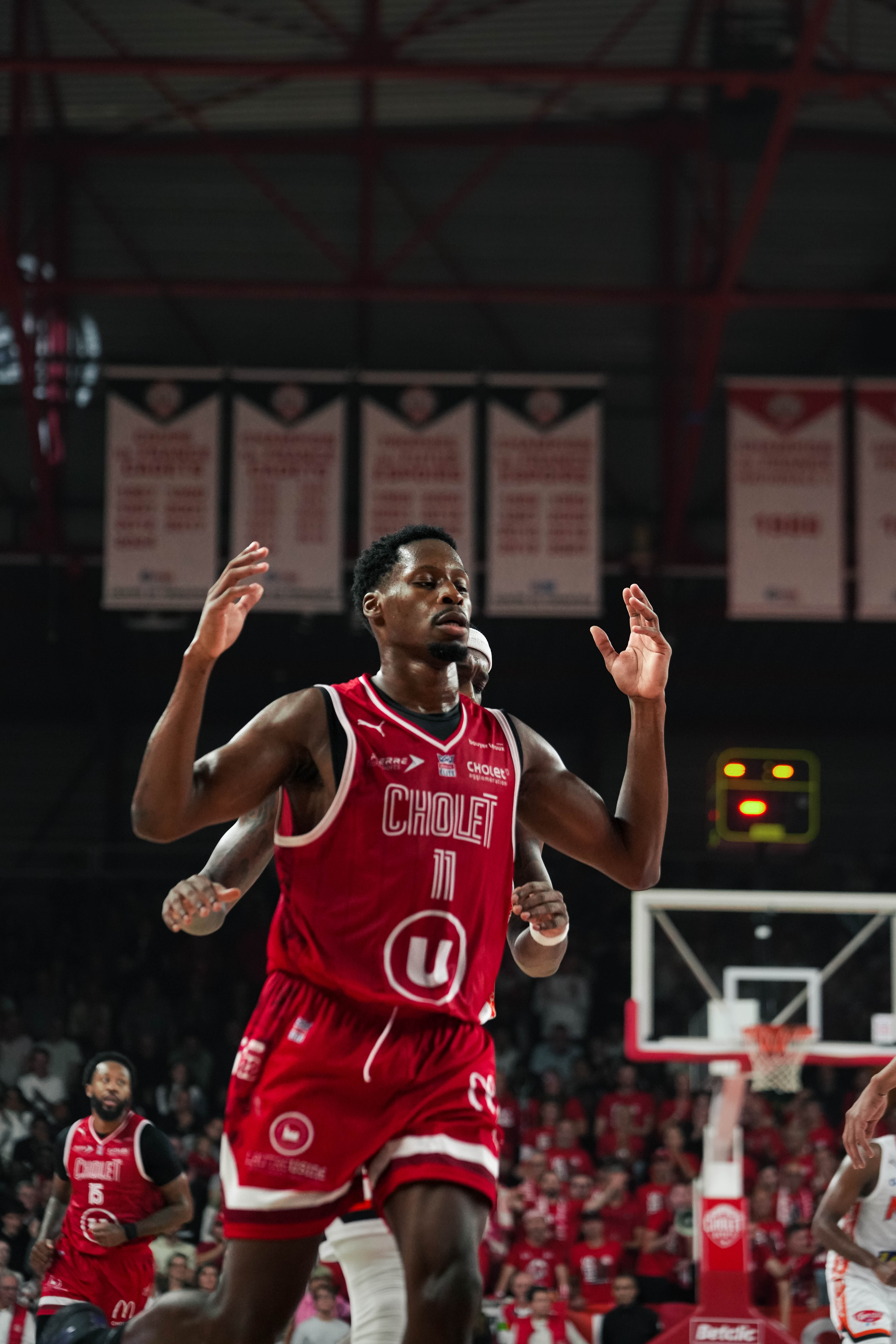 Gérald Ayayi ©revioo.mov