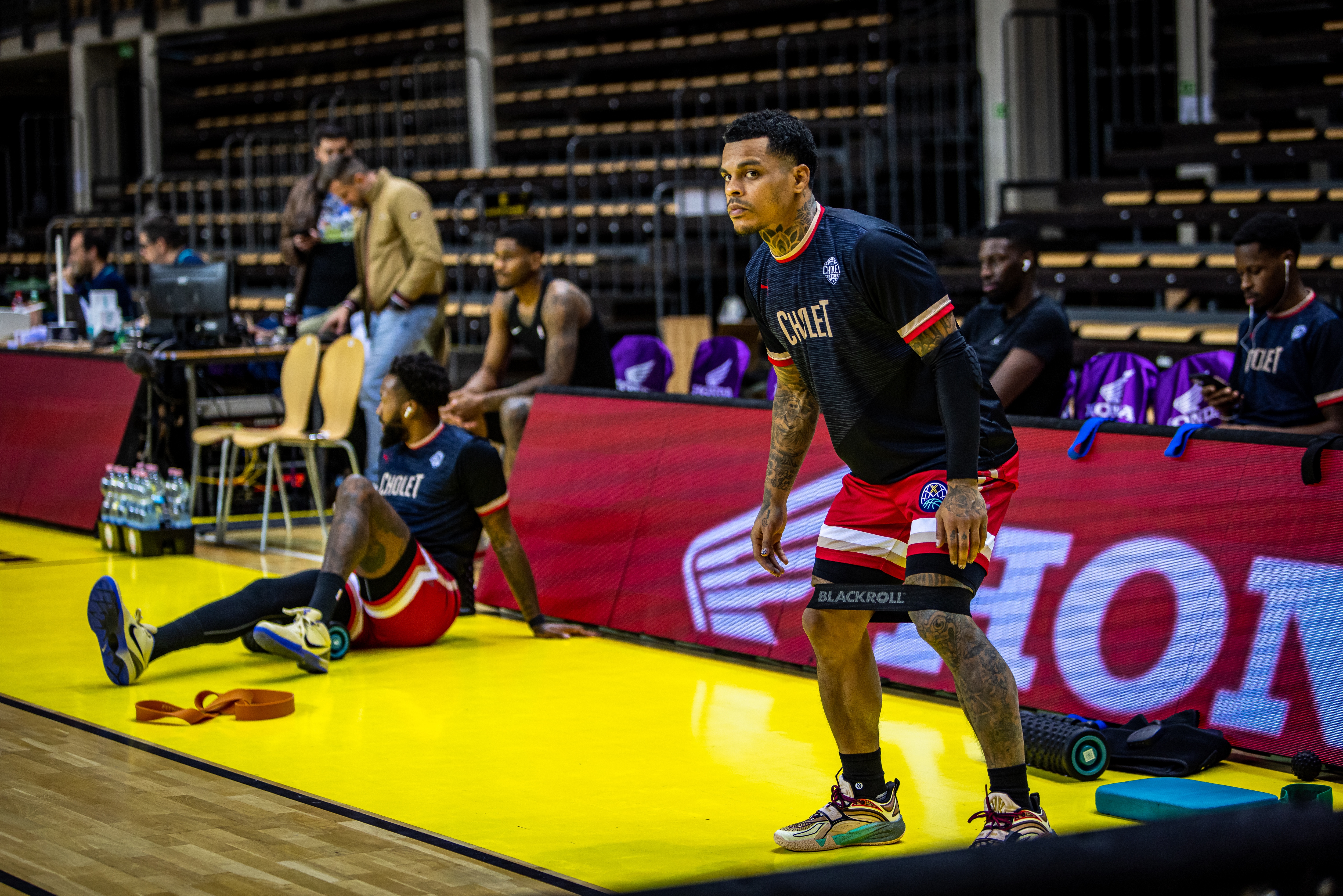 T.J. Campbell ©revioo.mov