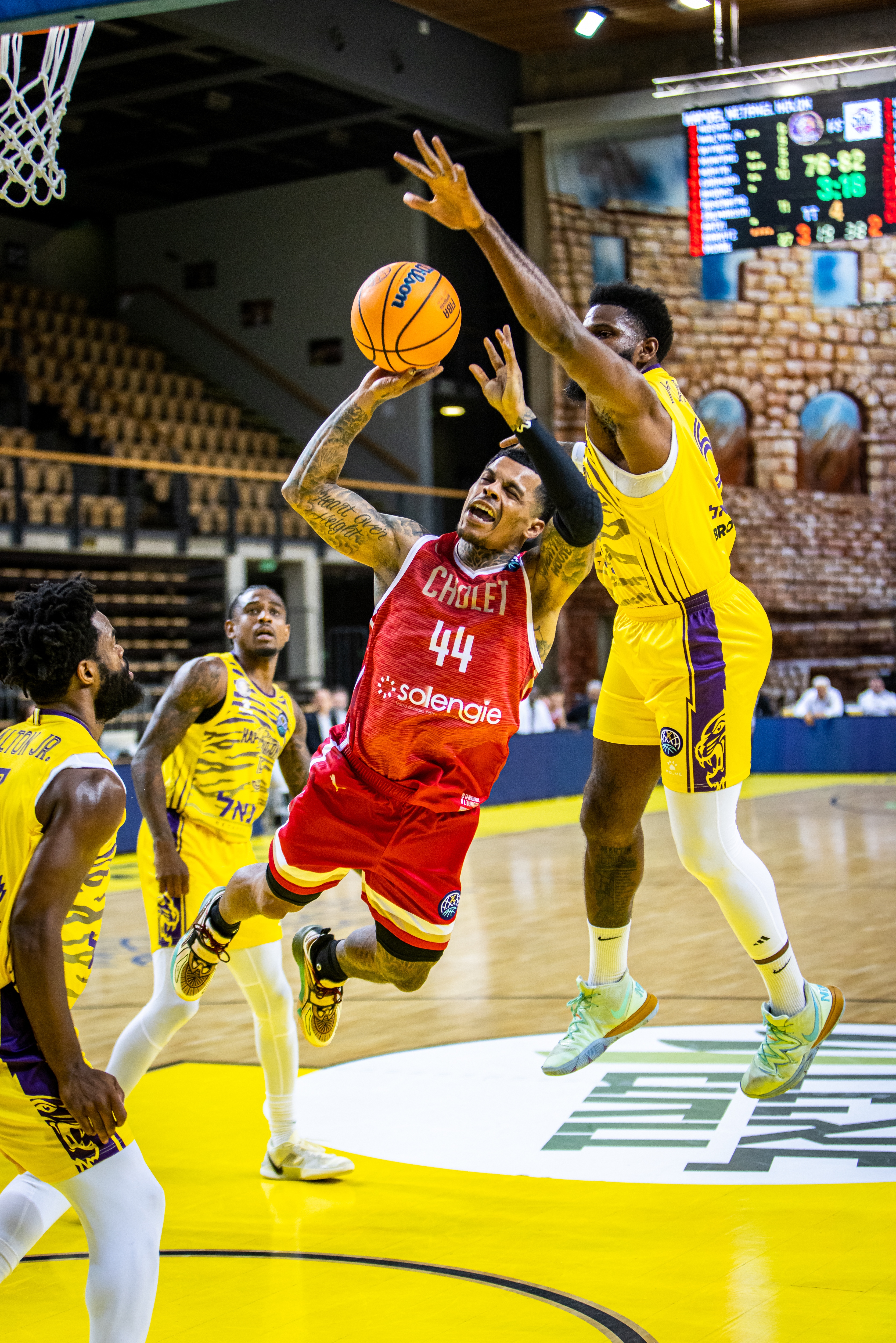 T.J. Campbell ©revioo.mov