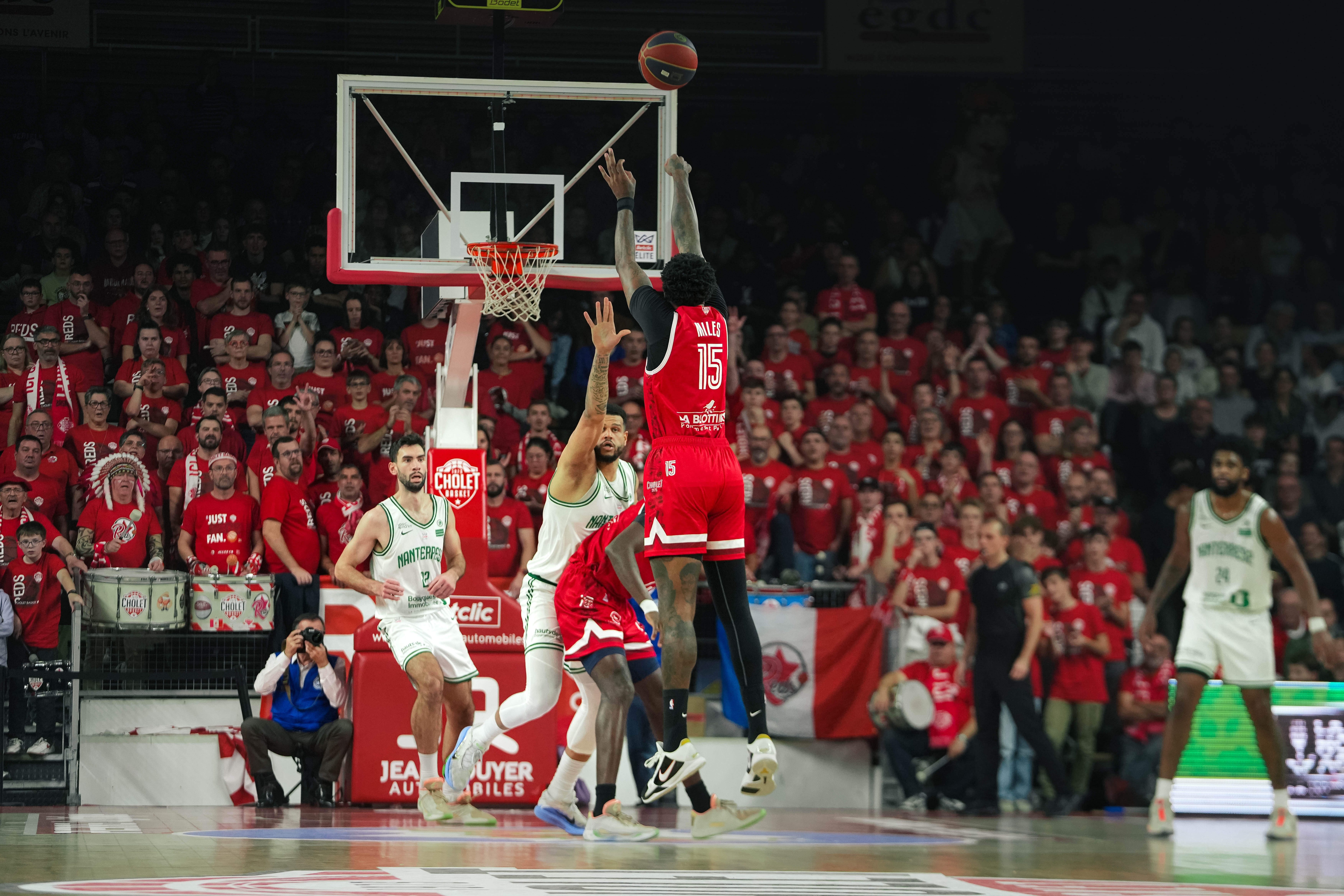 Isaiah Miles ©revioo.mov