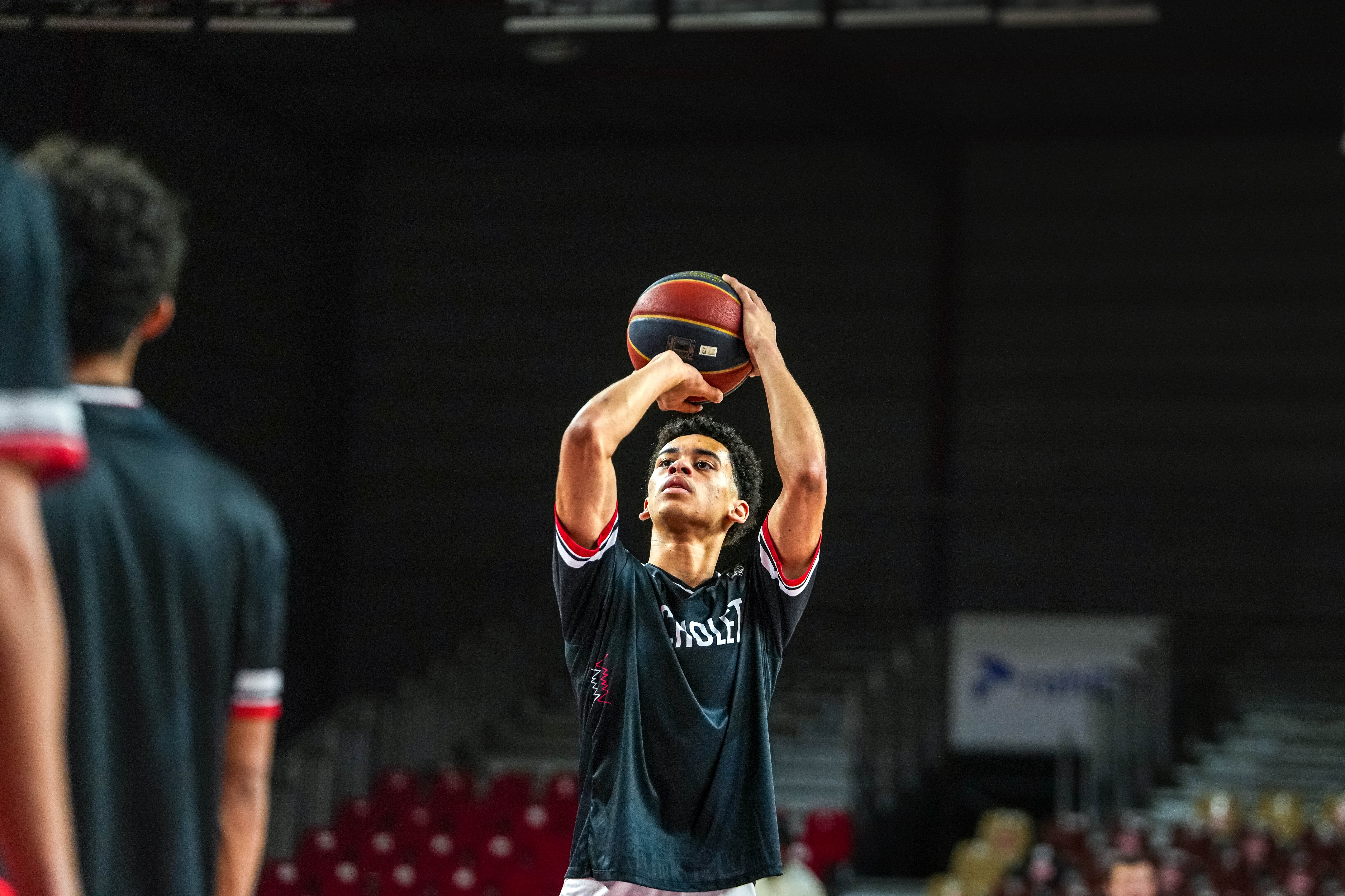 Erwan NTSANTSO DJONI ©revioo.mov