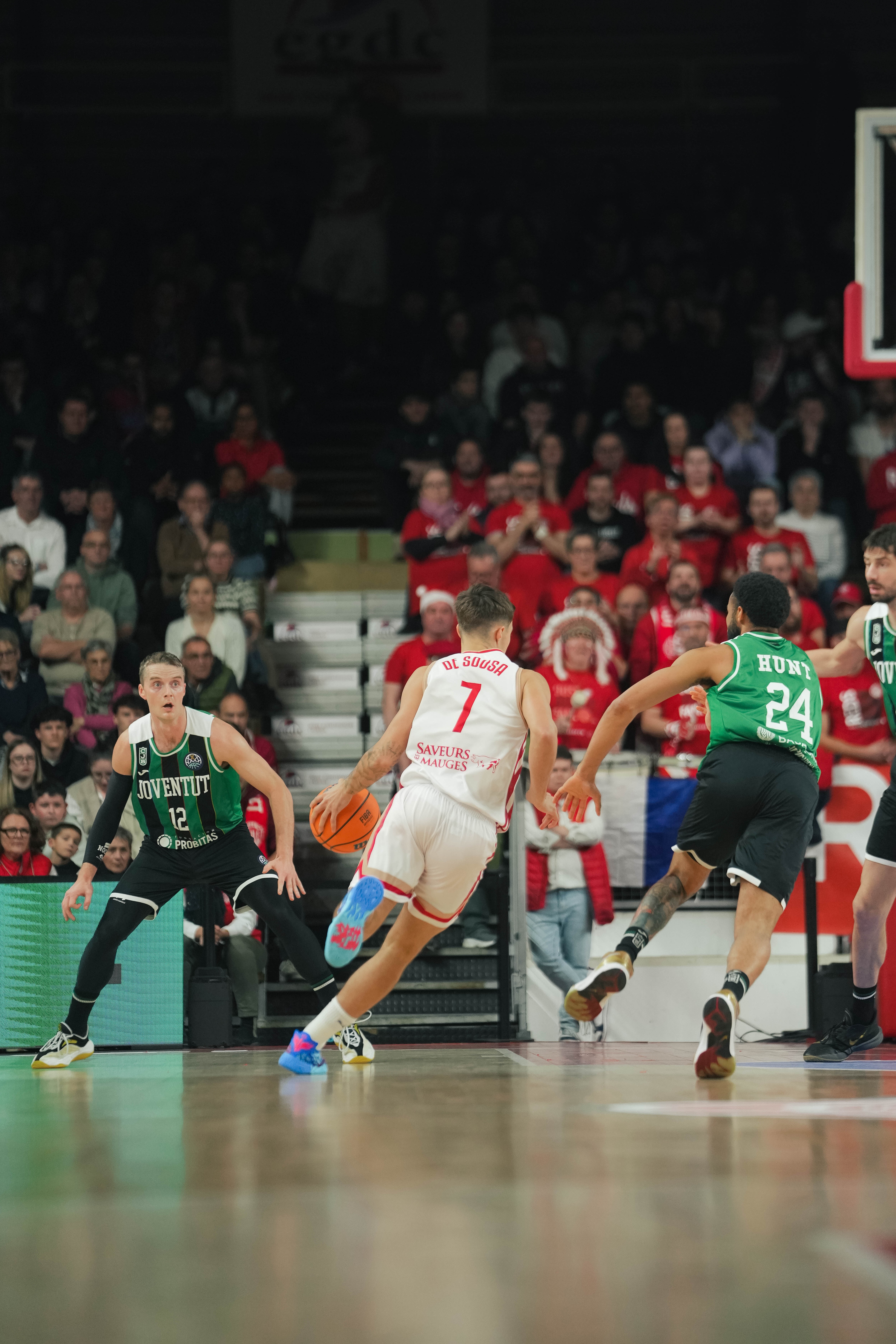 NATHAN DE SOUSA - @revioo.mov