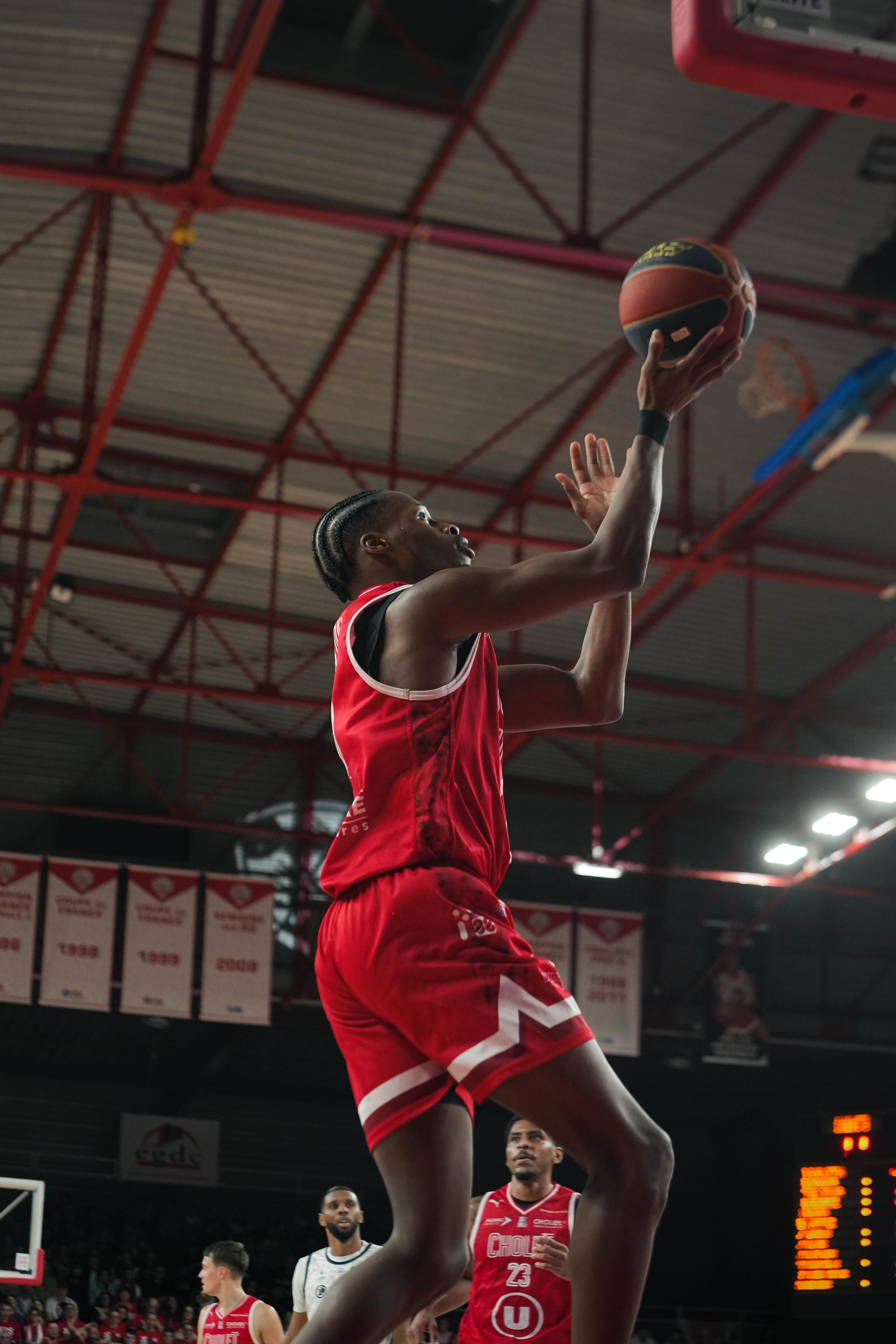 Gérald Ayayi - ©revioo.mov