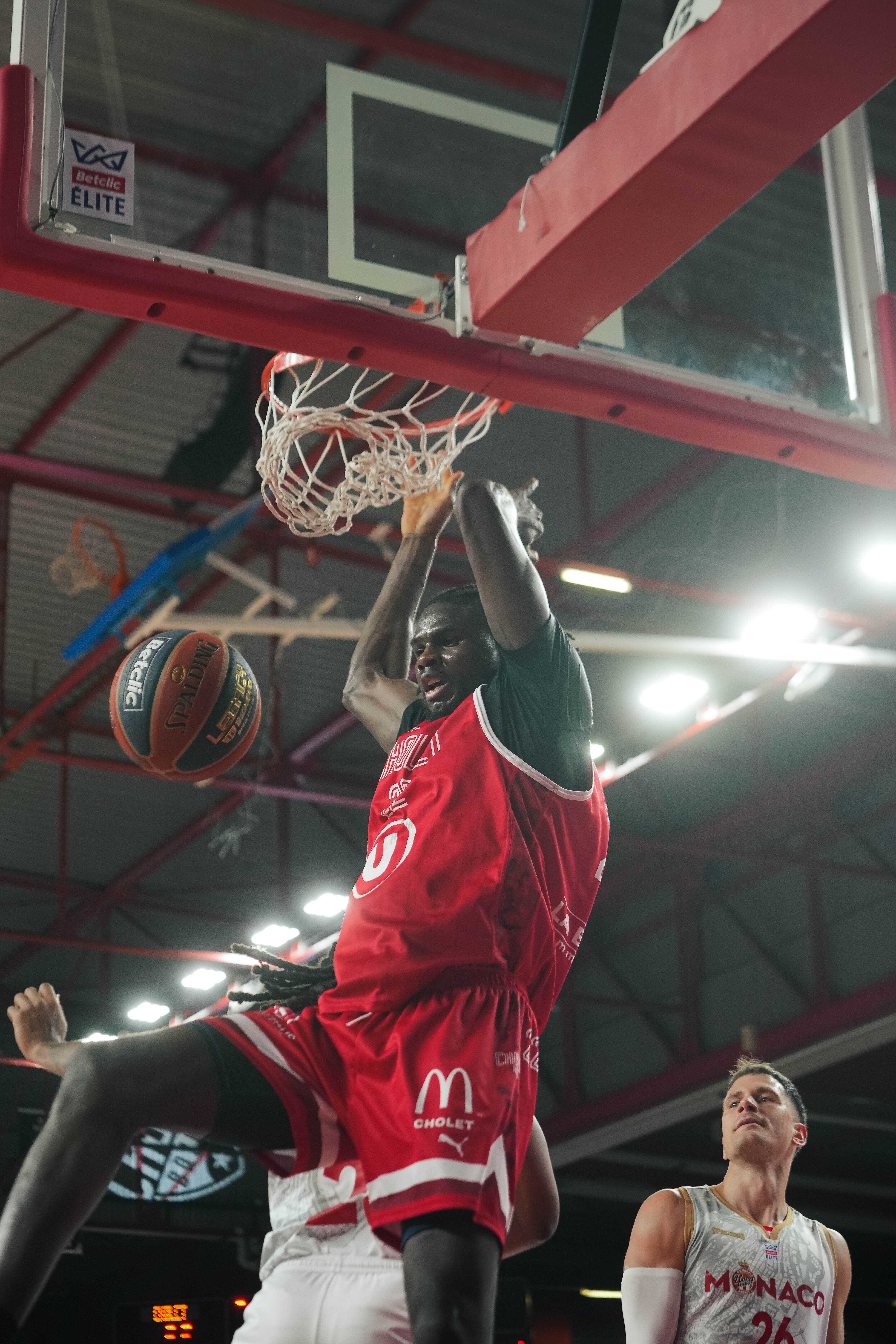 Qudus Wahab - @revioo.mov