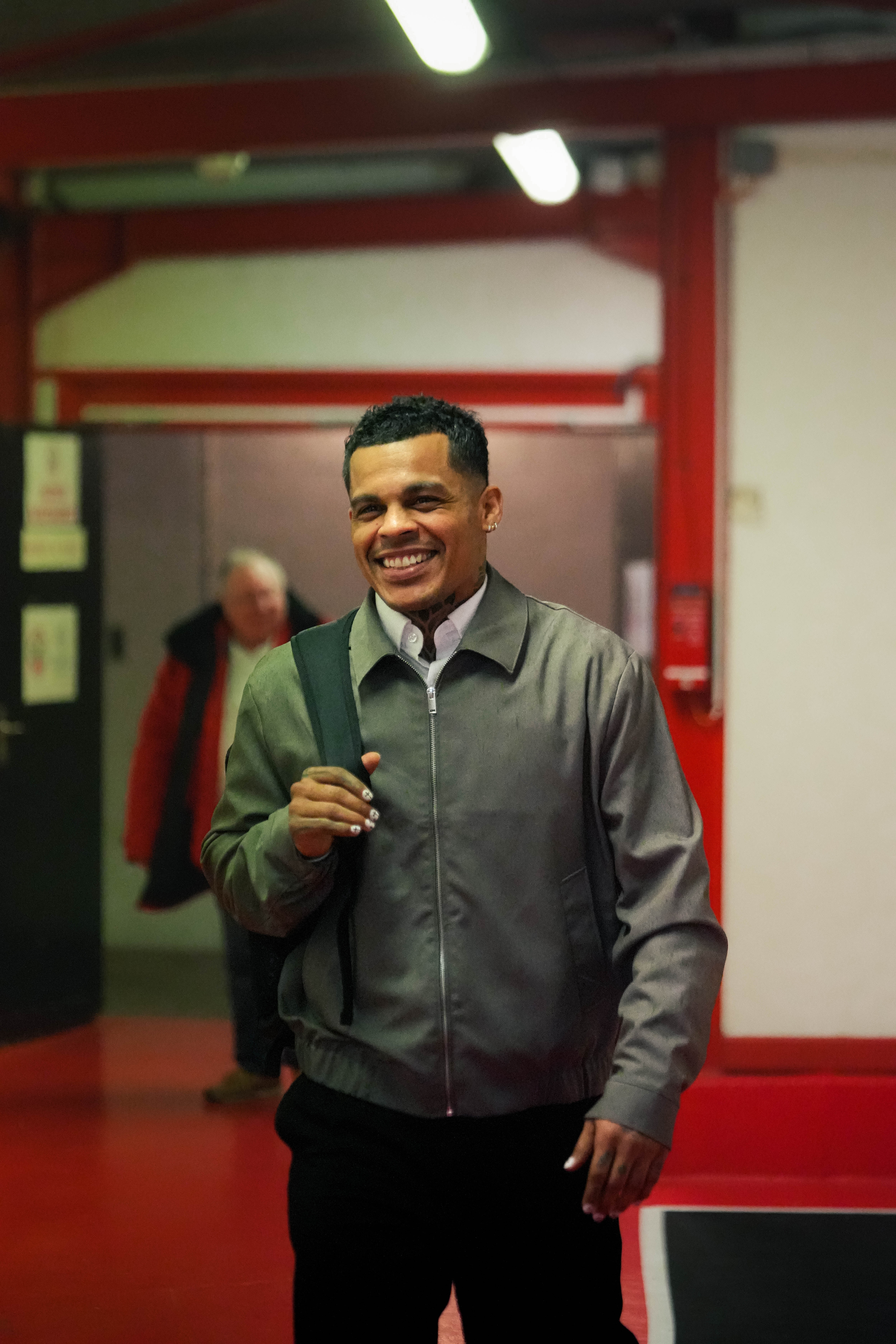 T.J. Campbell - ©revioo.mov