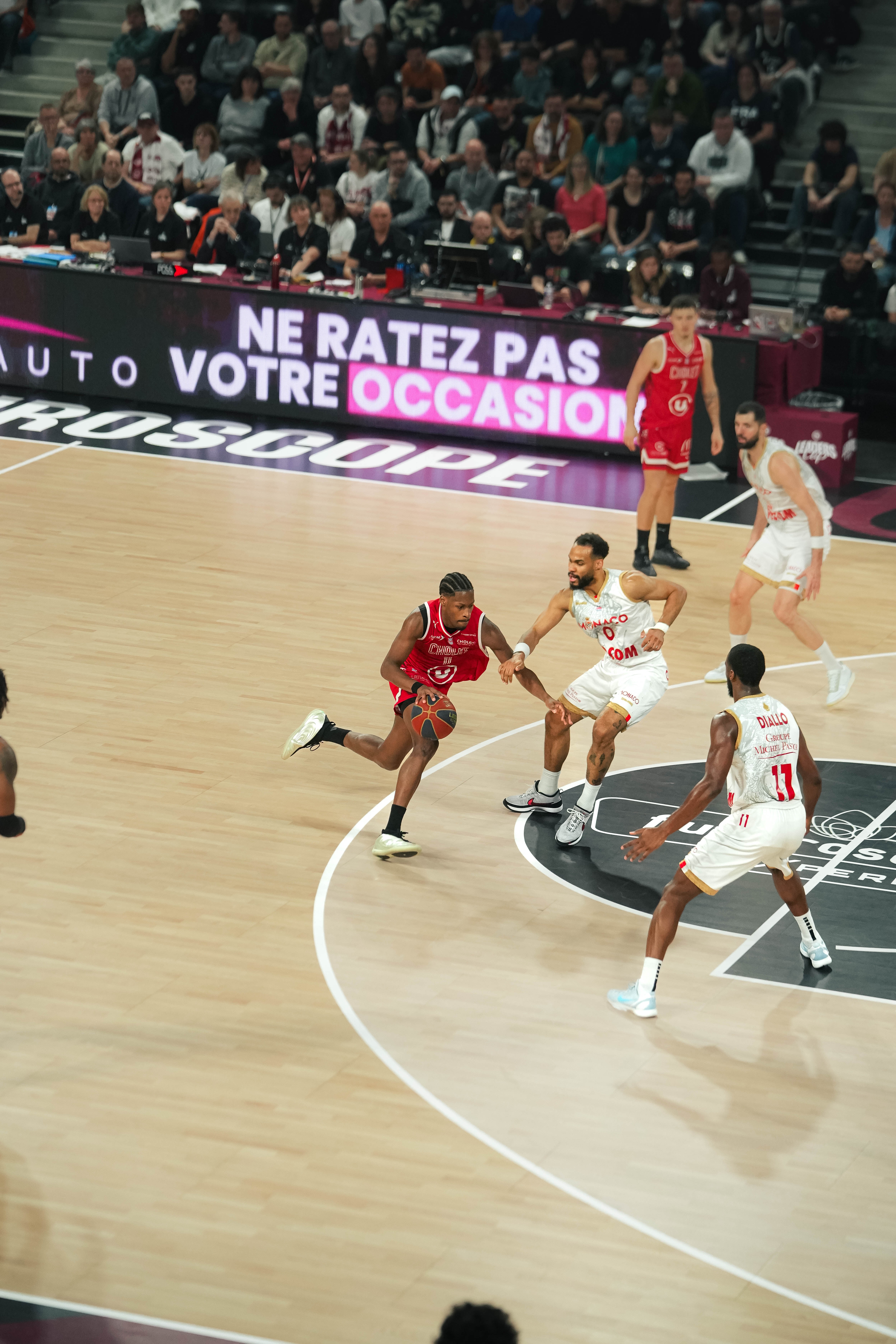 Gérald Ayayi - ©revioo.mov