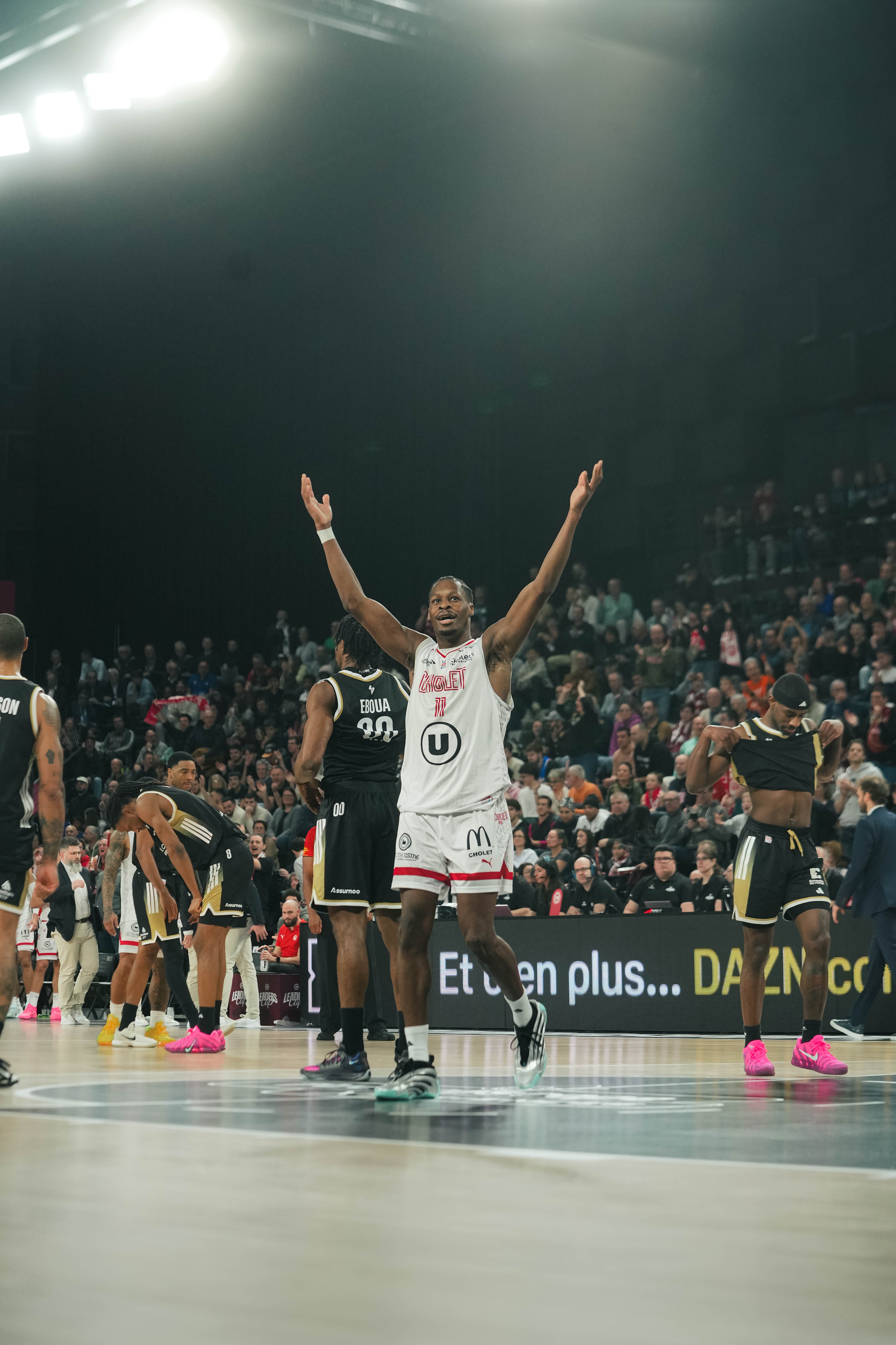 Gérald Ayayi - ©revioo.mov