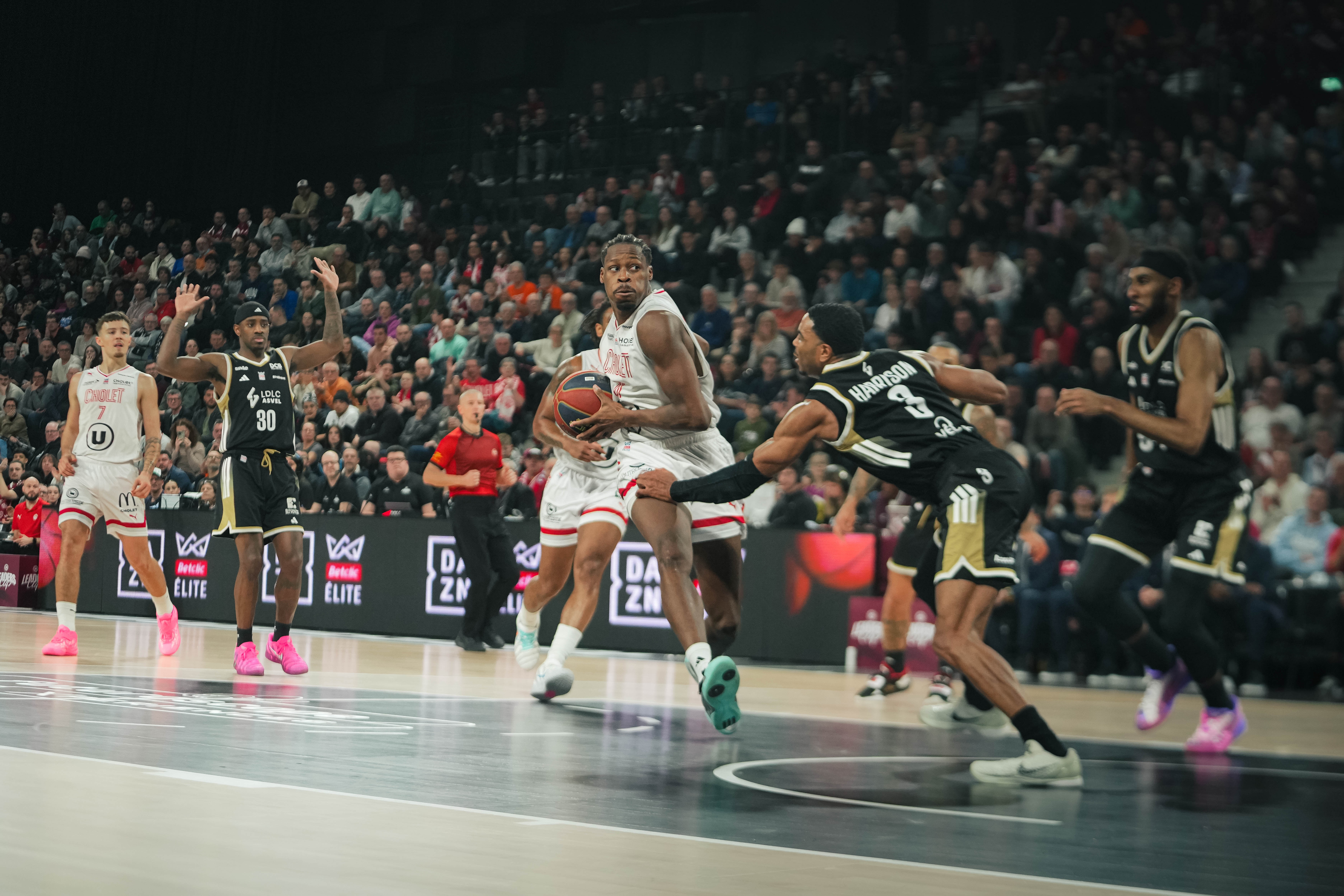 Gérald Ayayi - ©revioo.mov