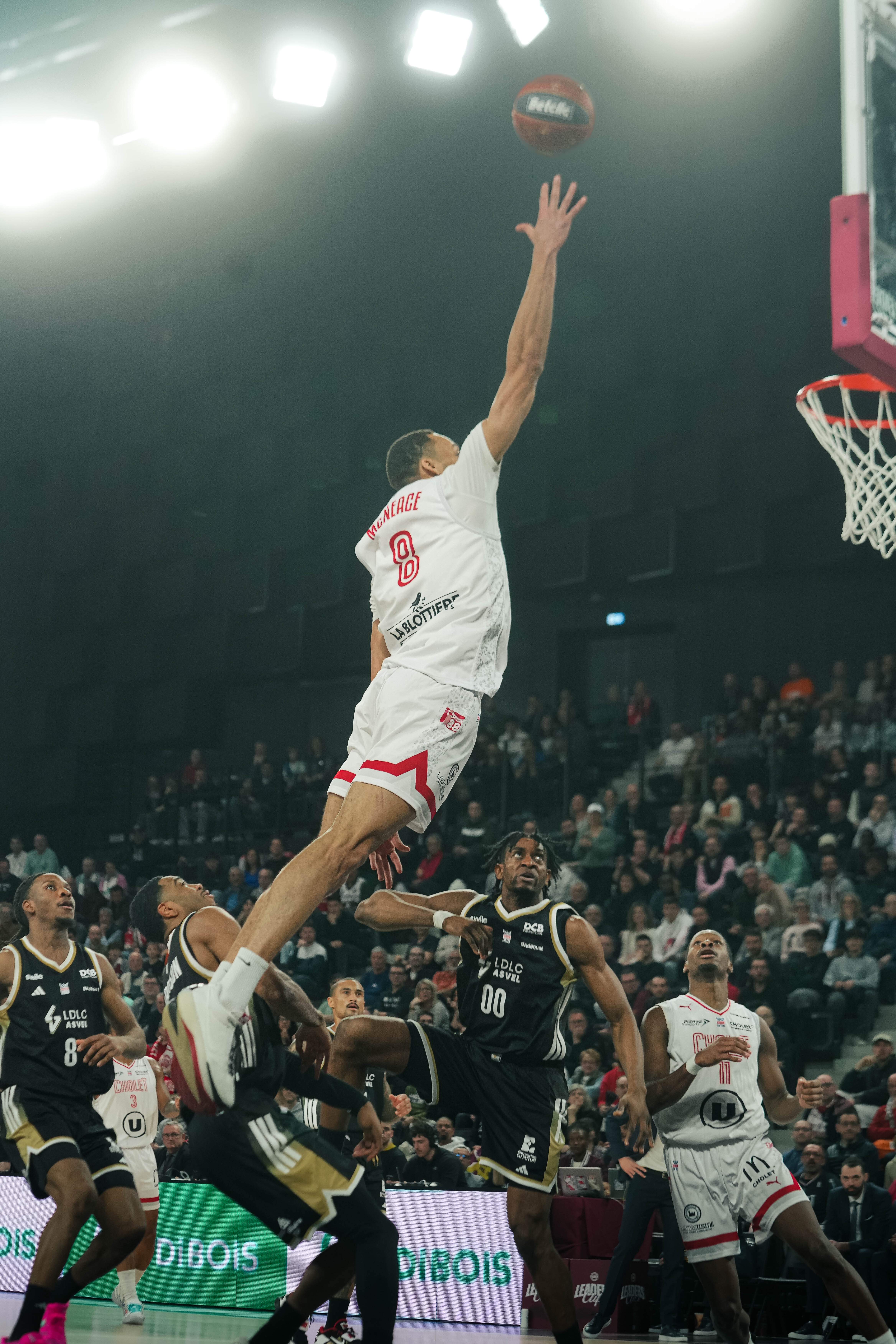 Jamuni Mcneace et Gérald Ayayi - ©revioo.mov