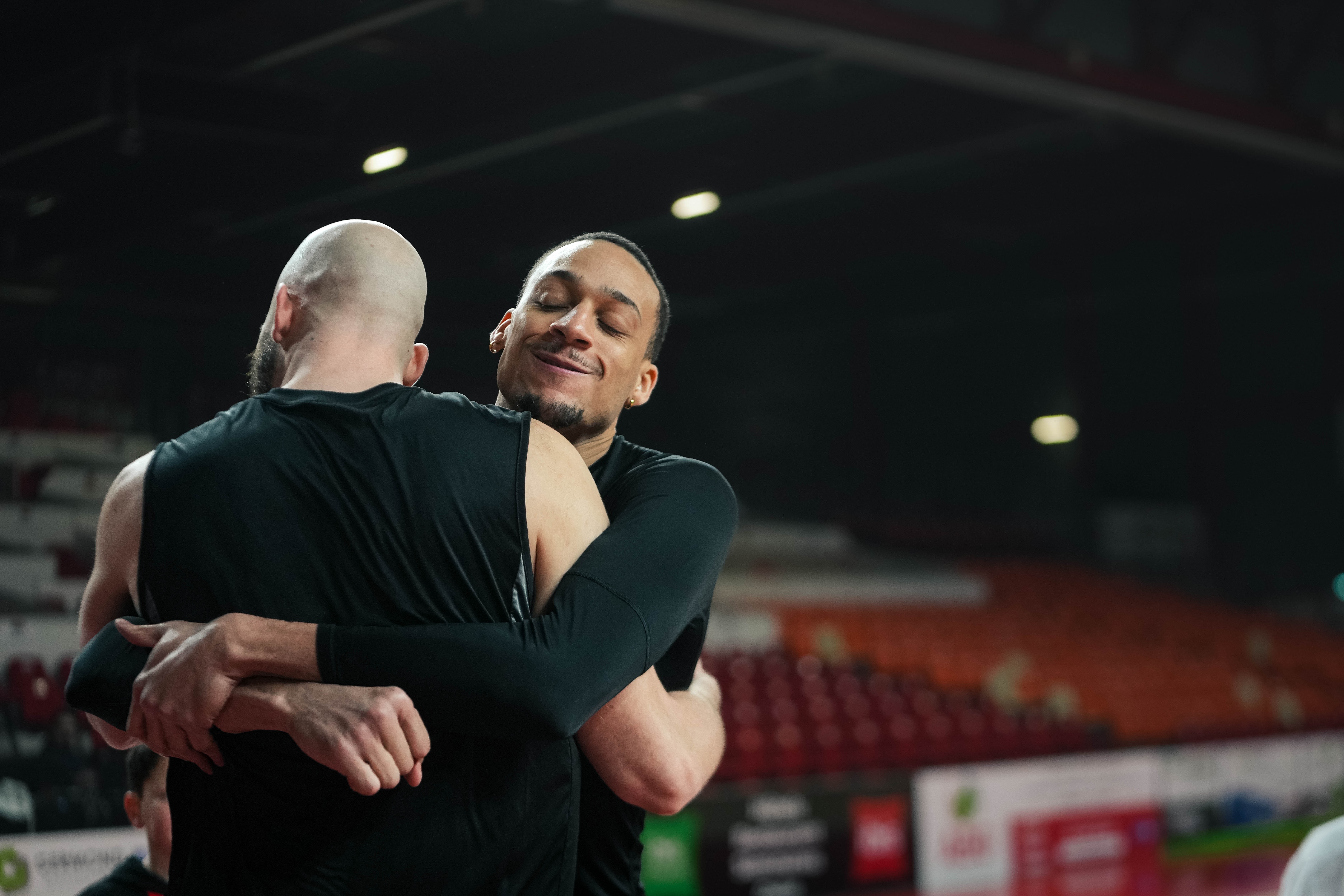 Jamuni McNeace et Bastien Vautier - ©revioo.mov